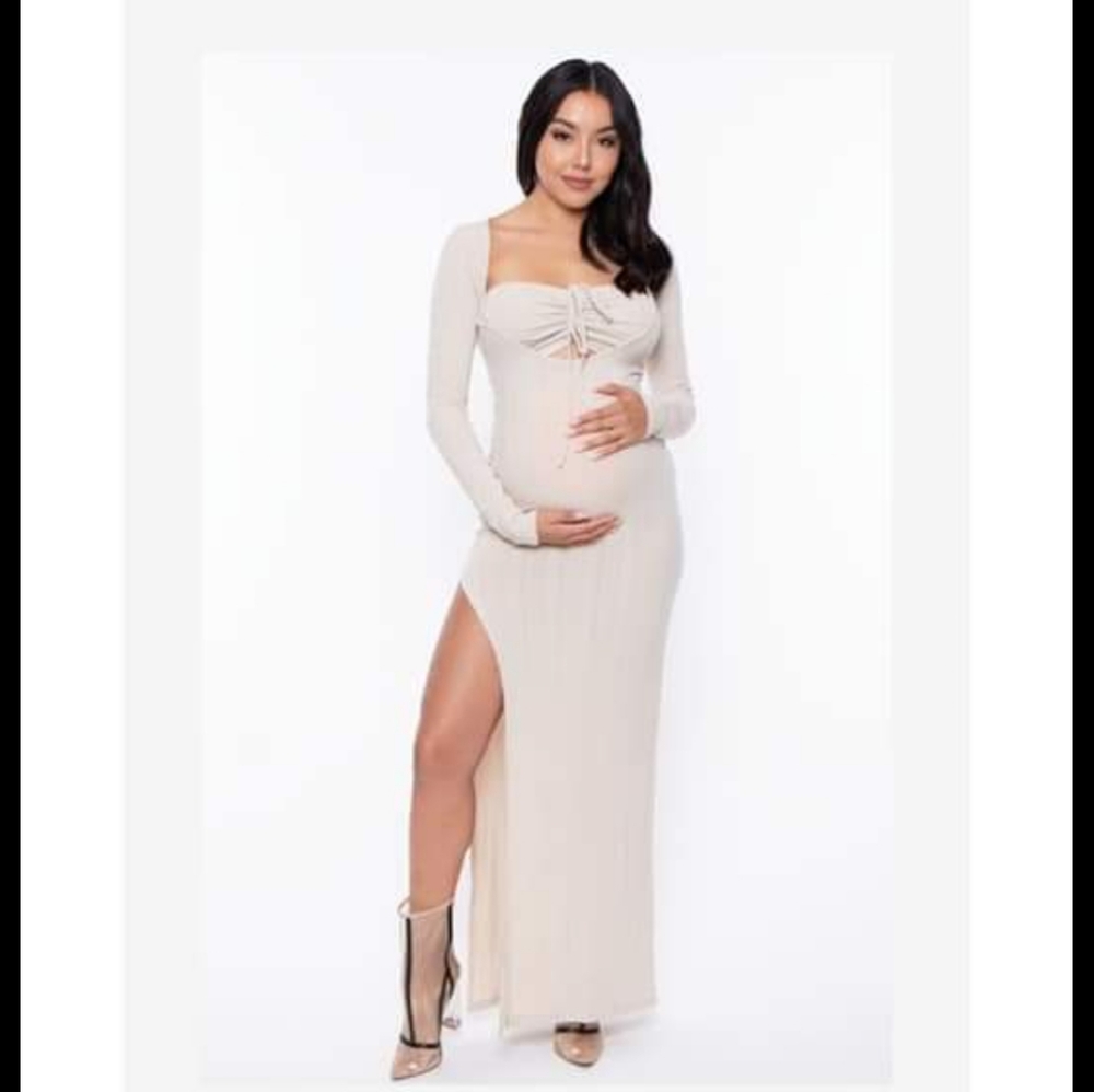 Gorgeous maternity dress